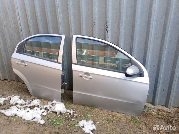Дверь на chevrolet aveo