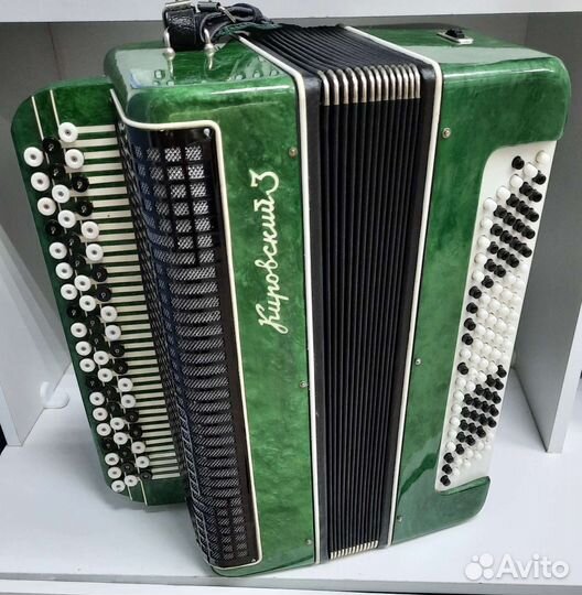 Баян Кировский 3