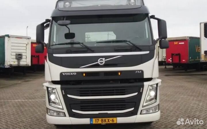 Pазбираем грузовик Volvo FM с 2013