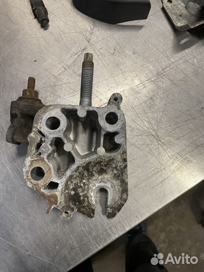 Кронштейн двигателя ford mondeo 4