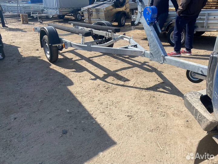 Прицеп лодочный габарит. размеры 4476х1625х1163 мм