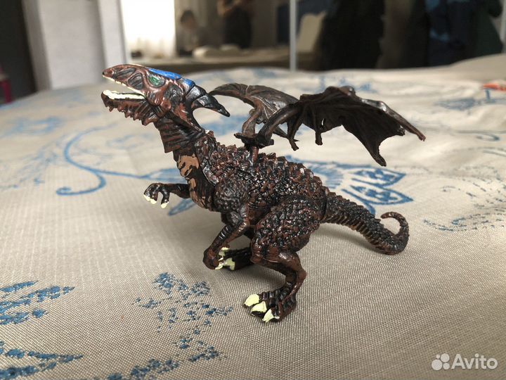 Игрушка дракон