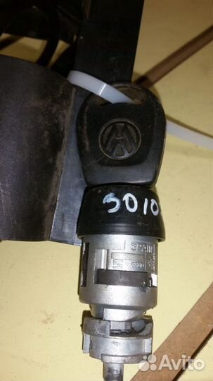 Замок зажигания с ключом VW Polo 1.6Б/ МКПП 94-02