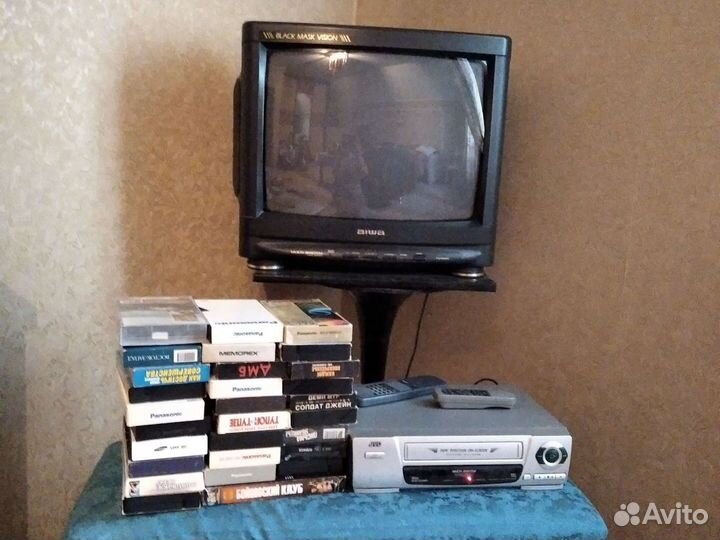 Видеомагнитофон GVC Япония. 30 кассет.Телевизор