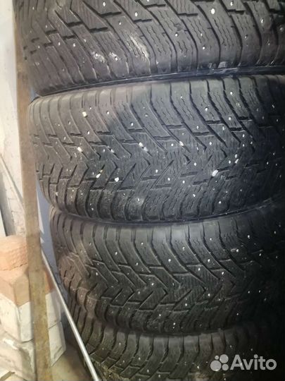 Nokian Tyres Hakkapeliitta 8 SUV 275/45 R20