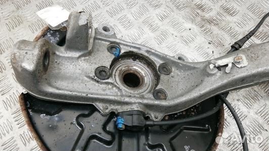 Ступица передняя правая audi A4 B7 (8DN08N901)