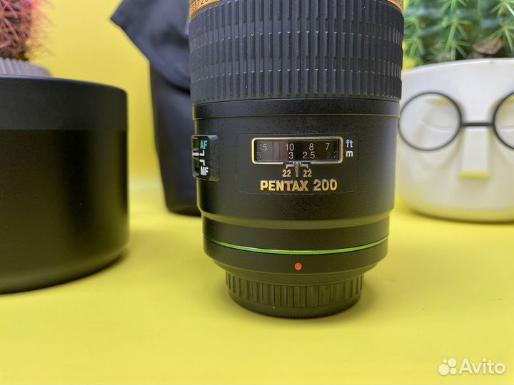 Pentax SMC DA* 200mm f/2.8 ED IF SDM