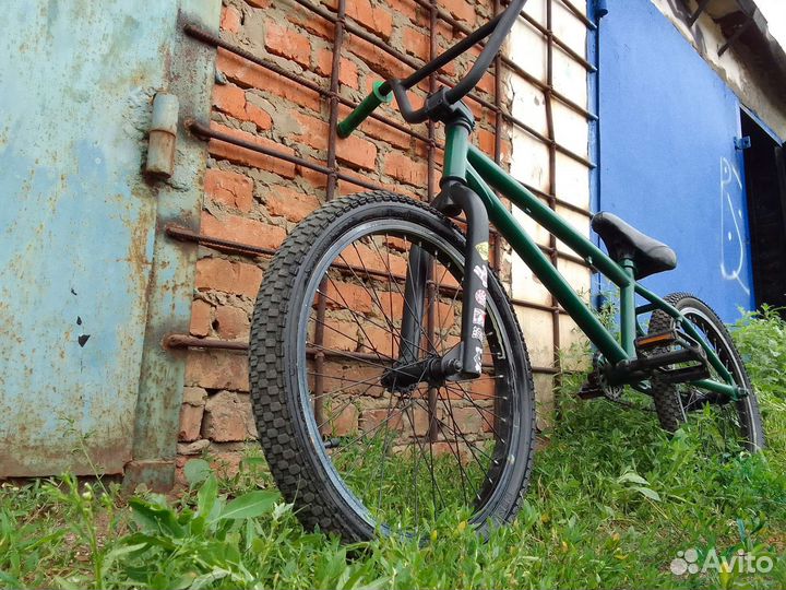 Трюковой велосипед bmx