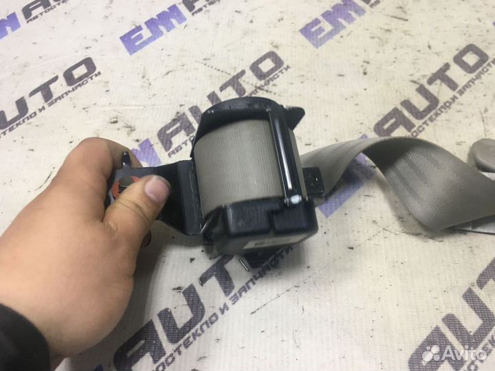 Ремень безопасности задний центральный Киа Церато