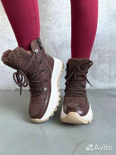 Дутики с мехом женские зимние