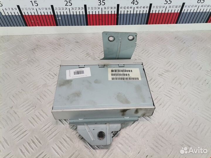 Усилитель музыкальный Jeep Commander 2007