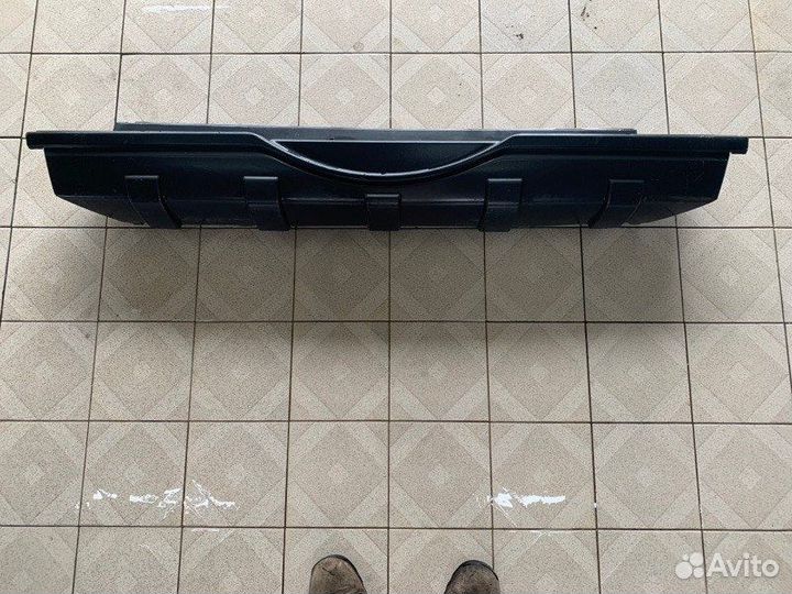 Бампер зад. Mitsubishi Pajero