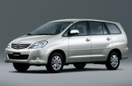 Toyota Innova I (2004—2015) Минивэн