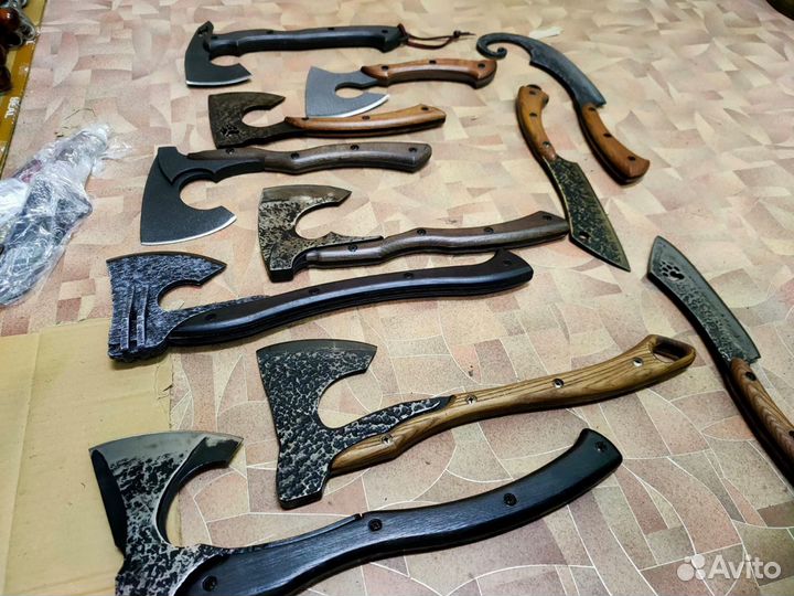 Топор кованый