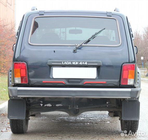 Накладка на дверь задка для а/м LADA niva