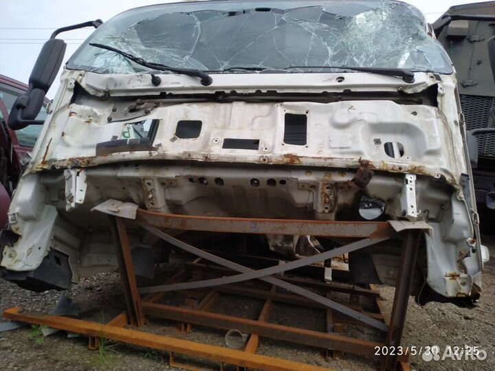 Кабина isuzu NPR 75
