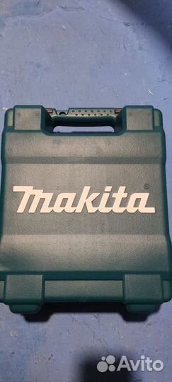 Дрель Шуруповерт Makita DF488DWE