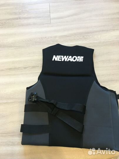 Спасательный жилет неопреновый взрослый