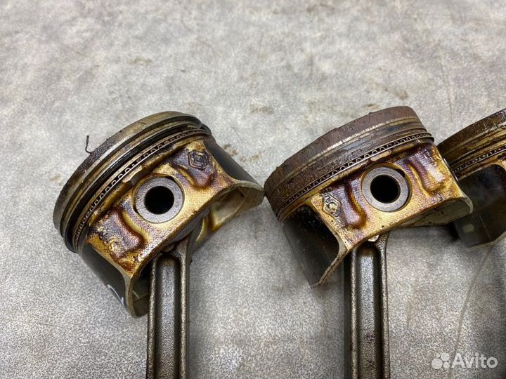 Поршень с шатуном Лада Ларгус 1 1.6 K7M (84) 2014