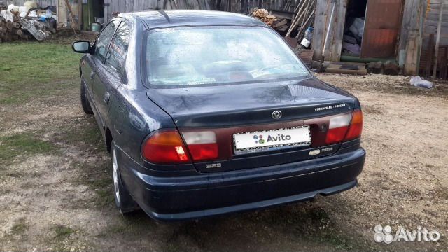 Mazda 323 2.0 МТ, 1997, битый, 280 000 км