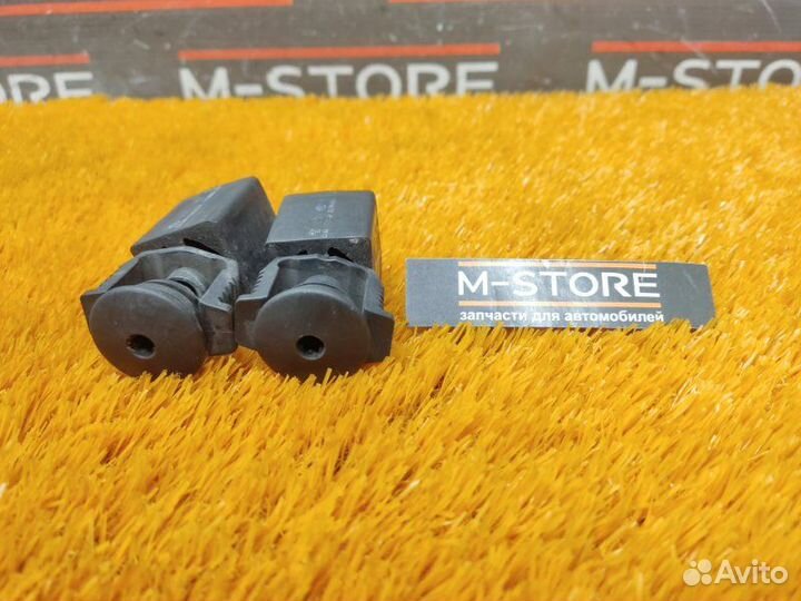 Крепление радиатора Mercedes-Benz Clk-Class C209