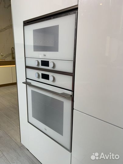 Духовой шкаф + свч
