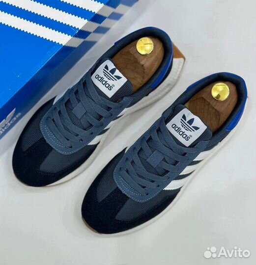 Кроссовки adidas retropy e5