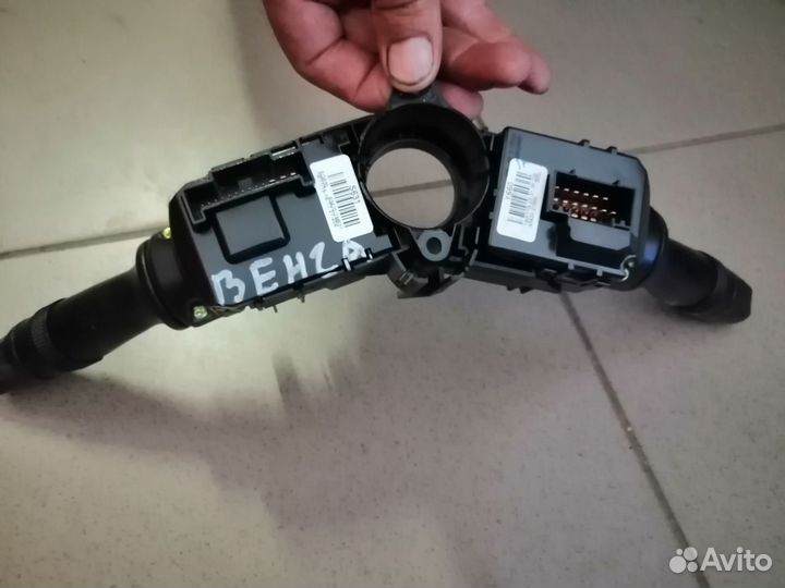 Переключатель подрулевой Kia Venga Киа Венга