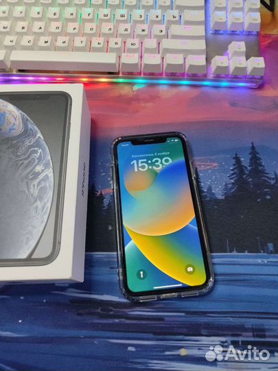iPhone xr 128 идеал
