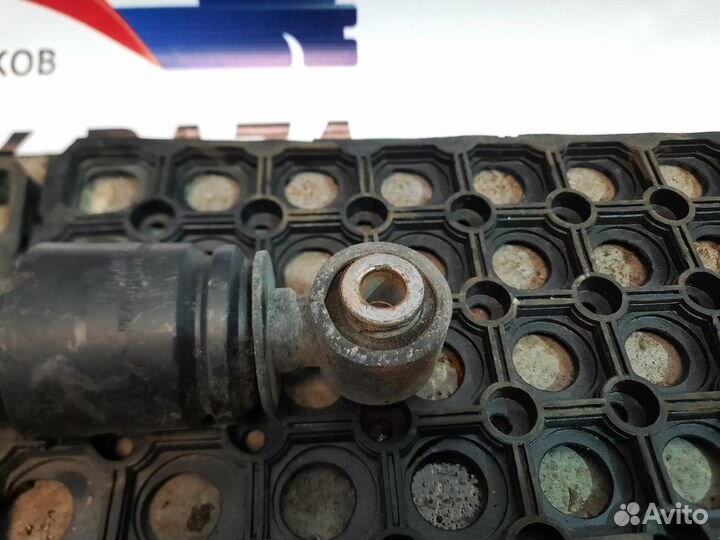 Амортизатор замка кабины