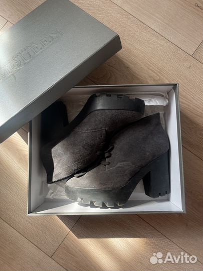 Ботильоны Calvin Klein