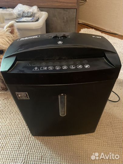 Шредер для бумаги Fellowes