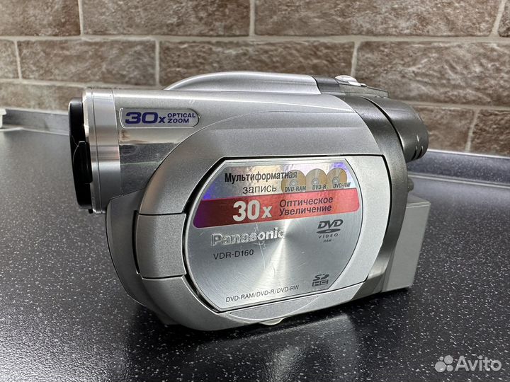 Видеокамера Panasonic VDR-D160