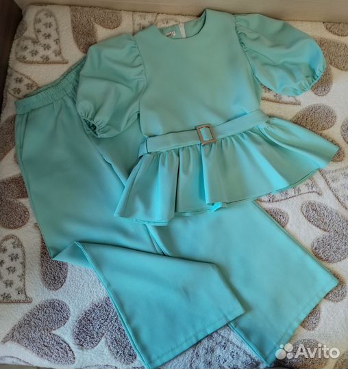 Костюм нарядный для девочки