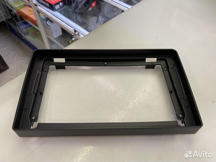 Переходная рамка LADA Granta