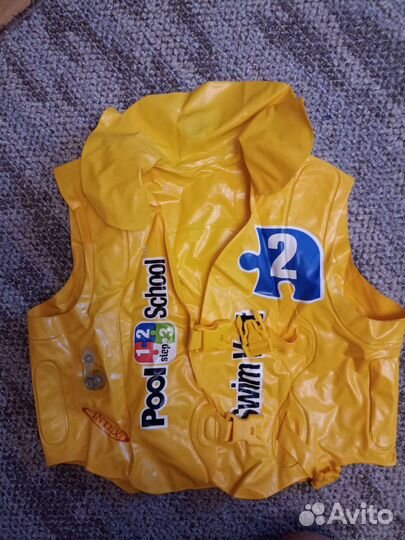 Жилет надувной для купания детский intex step 2