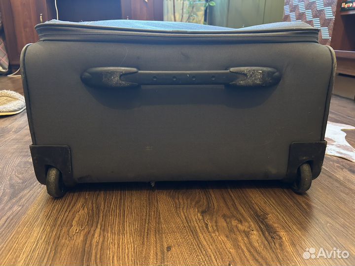 Большой чемодан modo