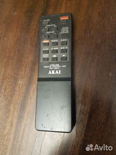 Видеомагнитофон akai сломан