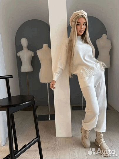 Костюм женский Loro Piana