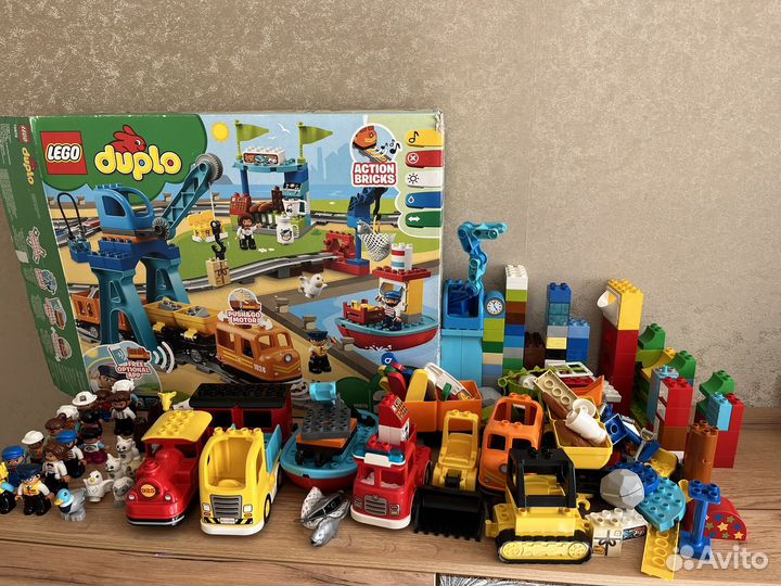 Lego duplo несколько наборов, поезд, зоопарк, кафе