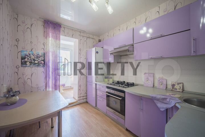 4-к. квартира, 105,3 м², 3/10 эт.