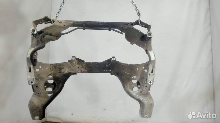 Балка подвески передняя BMW 3 E90, E91, E92, E93