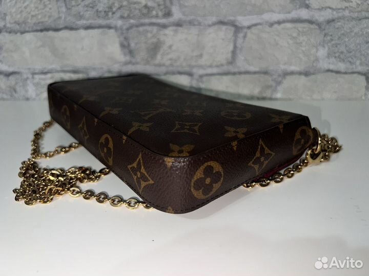 Louis vuitton bag