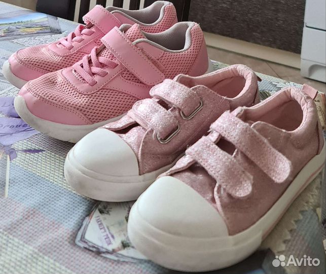 Кроссовки и кеды для девочки