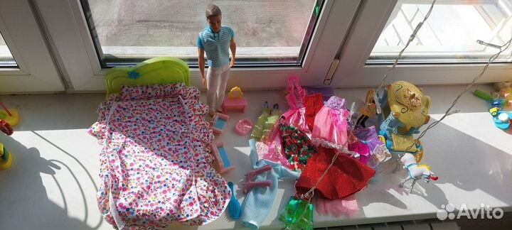 Игрушки для Барби Кен мебель платья