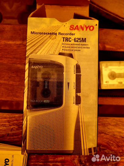 Кассетный диктофон sony