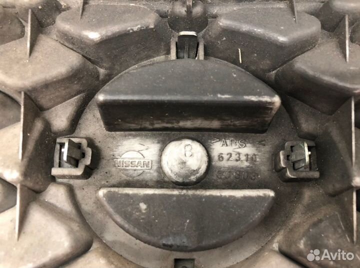 Решетка радиатора 62310EO303 Nissan X-Trail T30 (2