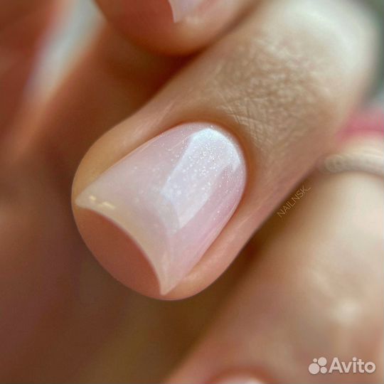 Модель на маникюр с покрытием
