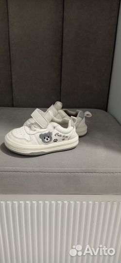 Кроссовки детские