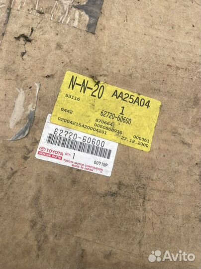 Стекло Toyota Land Cruiser 100